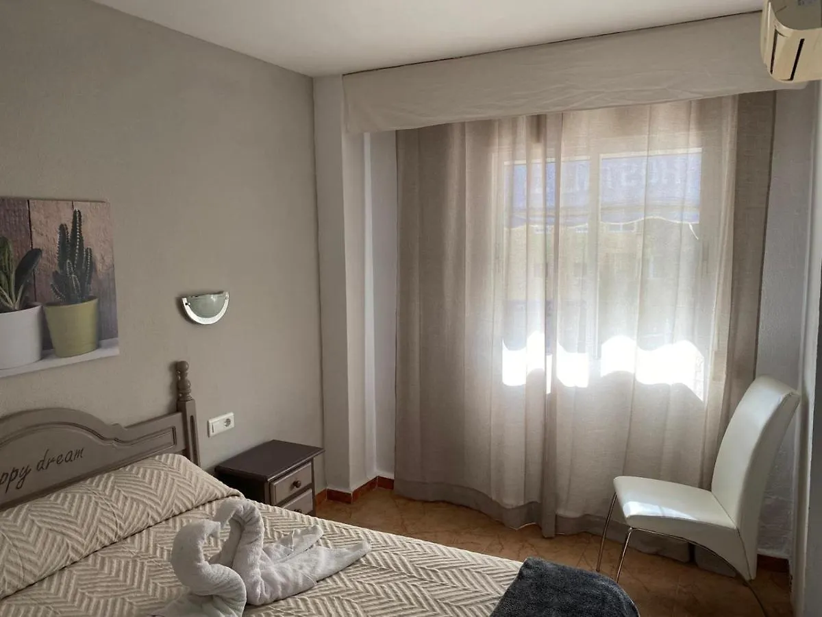 Virgen Del Rocio II Hotel Torremolinos Vendégház