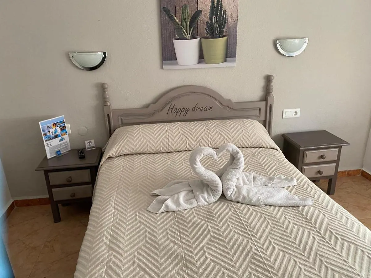 Virgen Del Rocio II Hotel Torremolinos Vendégház